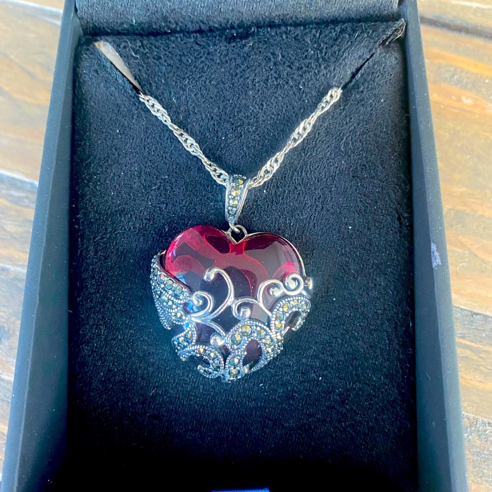 Heart pendant